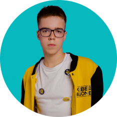 Александр М. - КИБЕРшкола программирования для детей, компьютерные курсы для школьников, начинающих и подростков - KIBERone г. Гурьевск